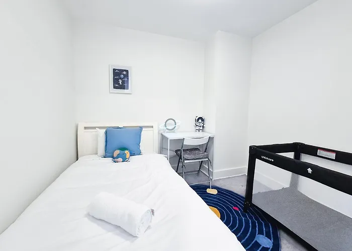 Hamptons Style 2Br & Kid Room W View In Olympic Park